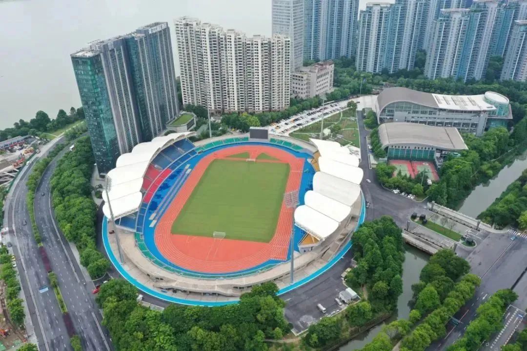 白碱滩区体育馆最新项目概览及特色解析