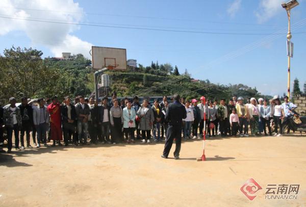 甲村交通升级，道路改造带来便捷出行新篇章